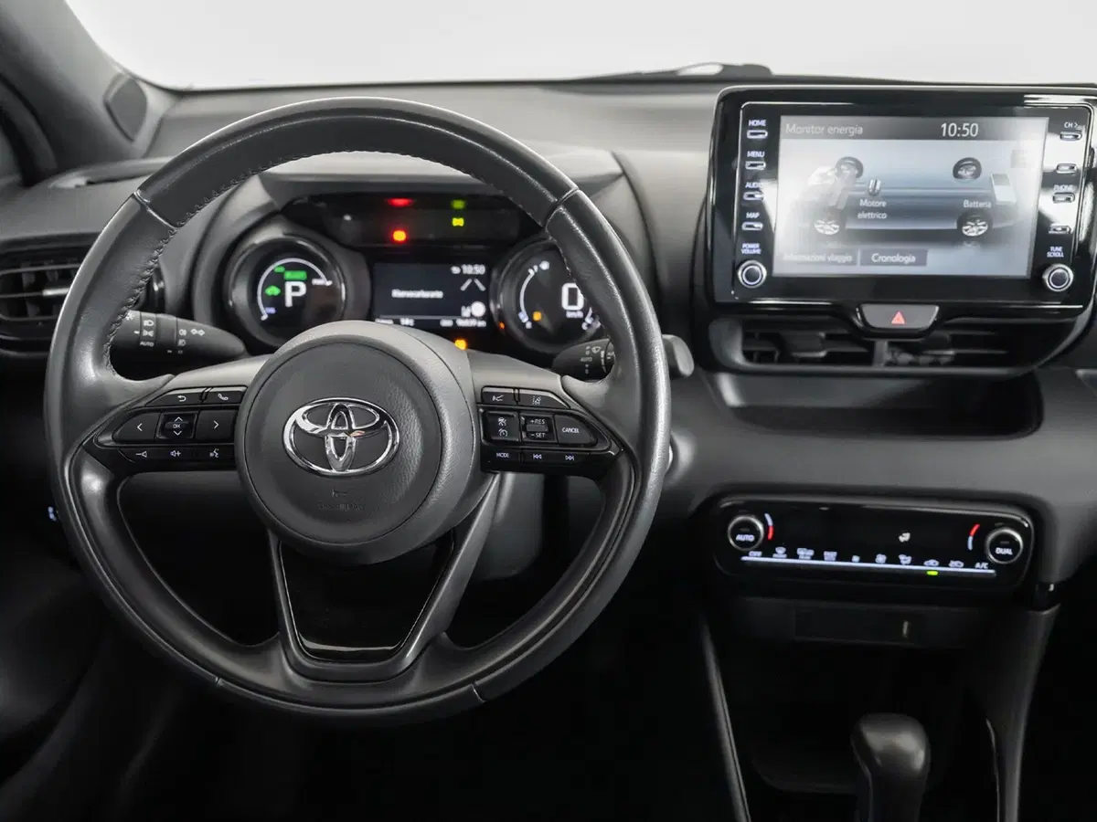 Toyota Yaris usata a Foggia (10)