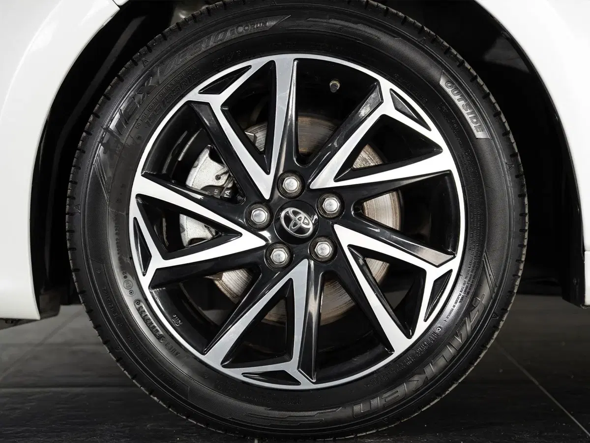 Toyota Yaris usata a Foggia (14)