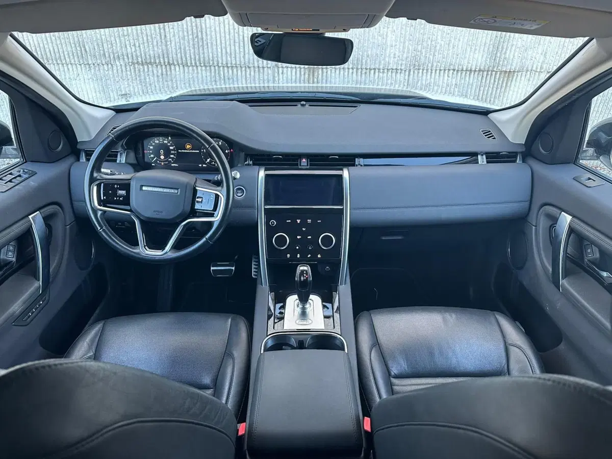 Land Rover Discovery Sport usata a Salerno (3)