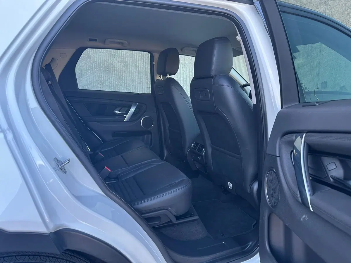 Land Rover Discovery Sport usata a Salerno (5)