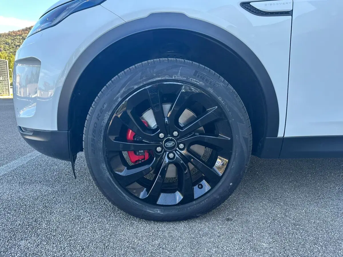Land Rover Discovery Sport usata a Salerno (9)