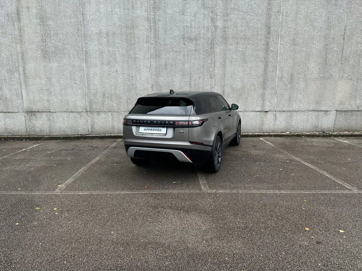 Land Rover Range Rover Velar usata a Salerno (2)