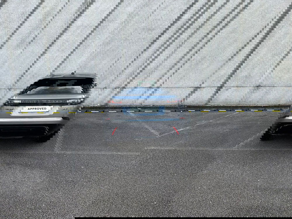 Land Rover Range Rover Velar usata a Salerno (7)