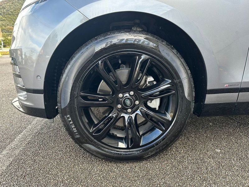 Land Rover Range Rover Velar usata a Salerno (9)