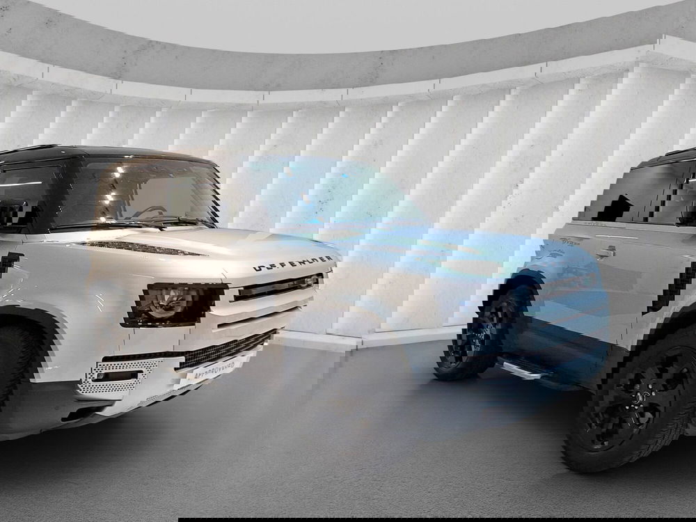 Land Rover Defender usata a Pavia (16)