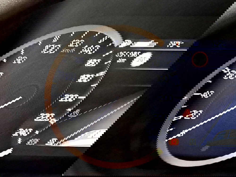 Land Rover Defender usata a Pavia (19)