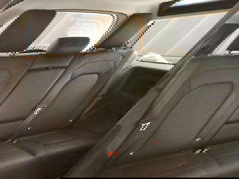 Land Rover Defender usata a Pavia (5)