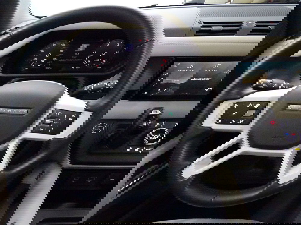 Land Rover Defender usata a Como (10)