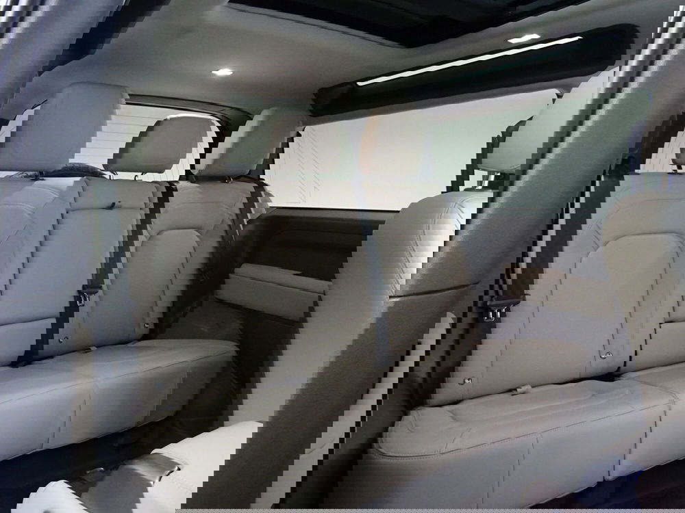 Land Rover Defender usata a Como (5)