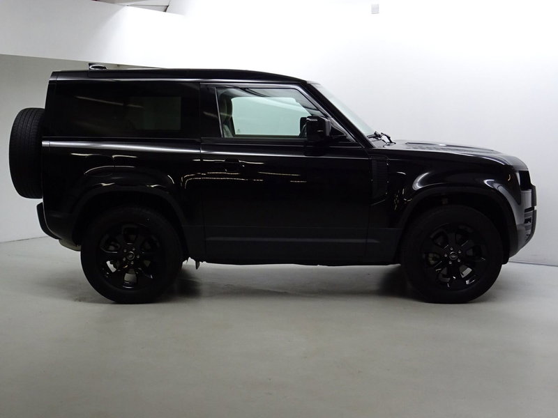 Land Rover Defender usata a Como (6)