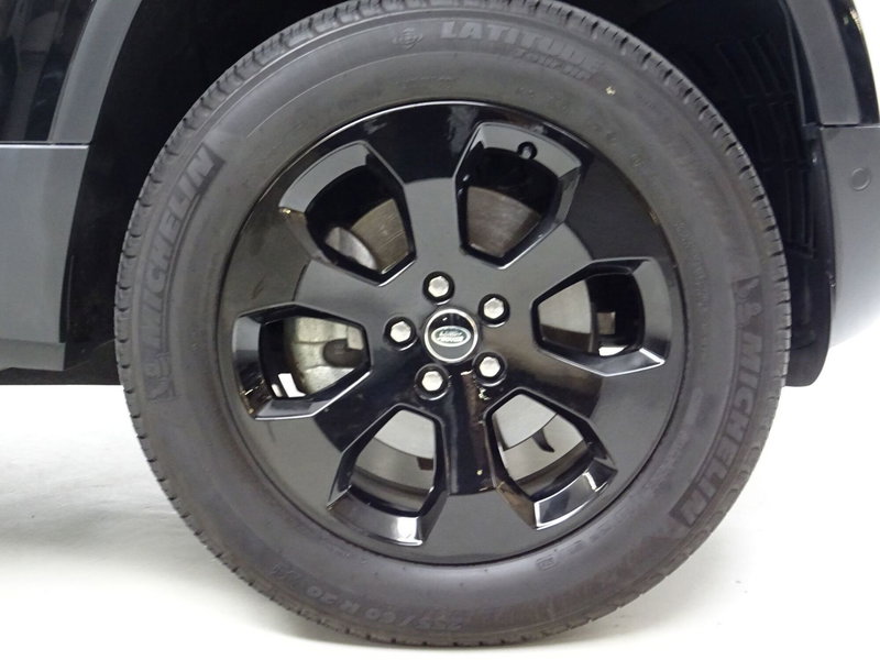 Land Rover Defender usata a Como (9)