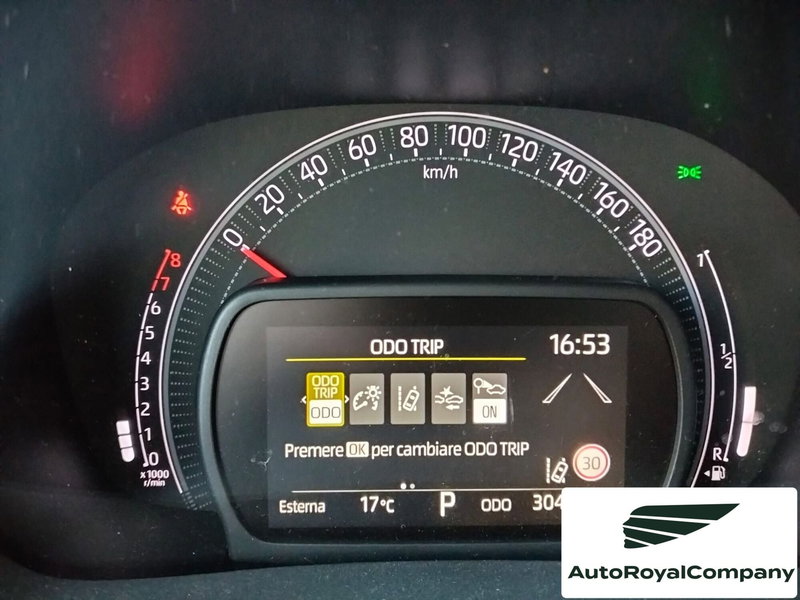 Toyota Aygo X usata a Roma (9)