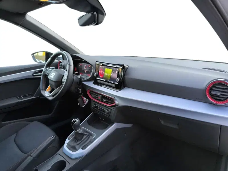 SEAT Arona usata a Udine (13)