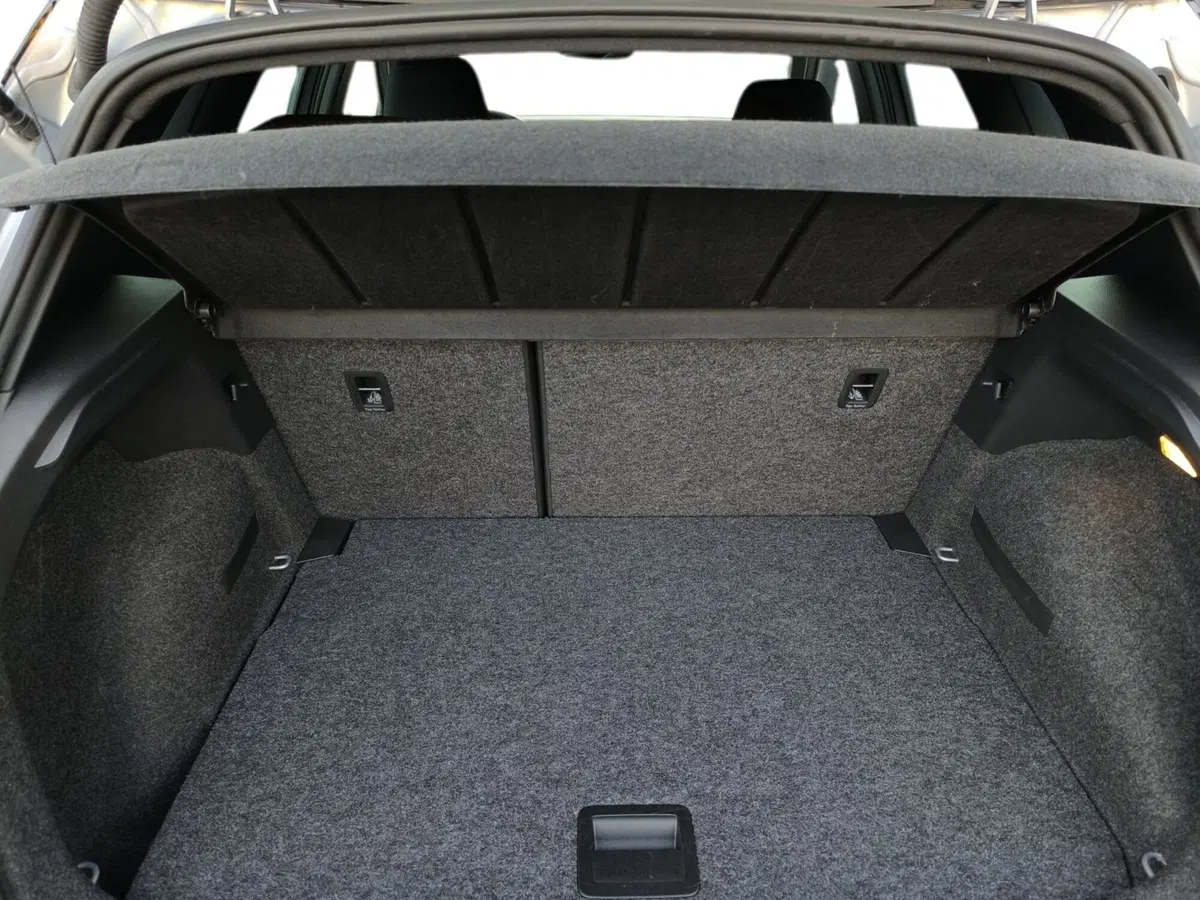 SEAT Arona usata a Udine (15)