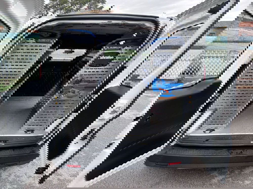 Fiat Doblò Furgone usata a Ancona (17)