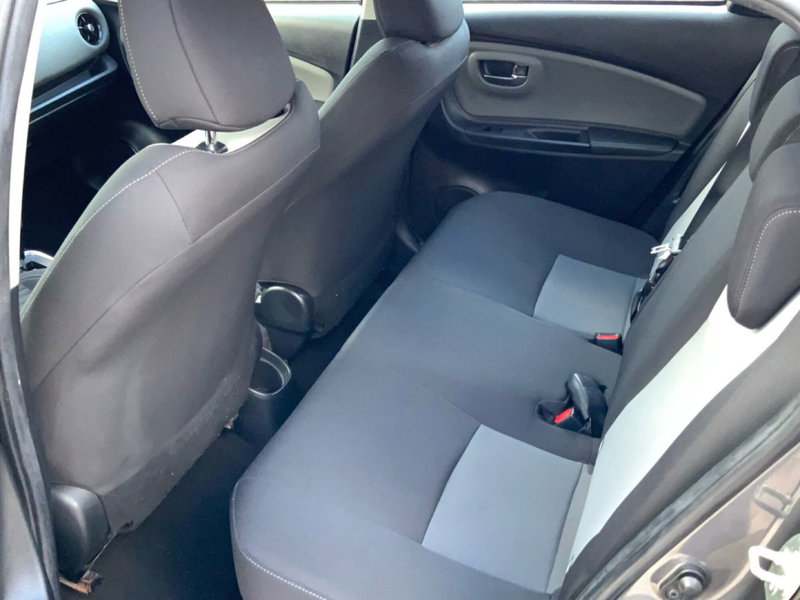 Toyota Yaris usata a Reggio Calabria (11)