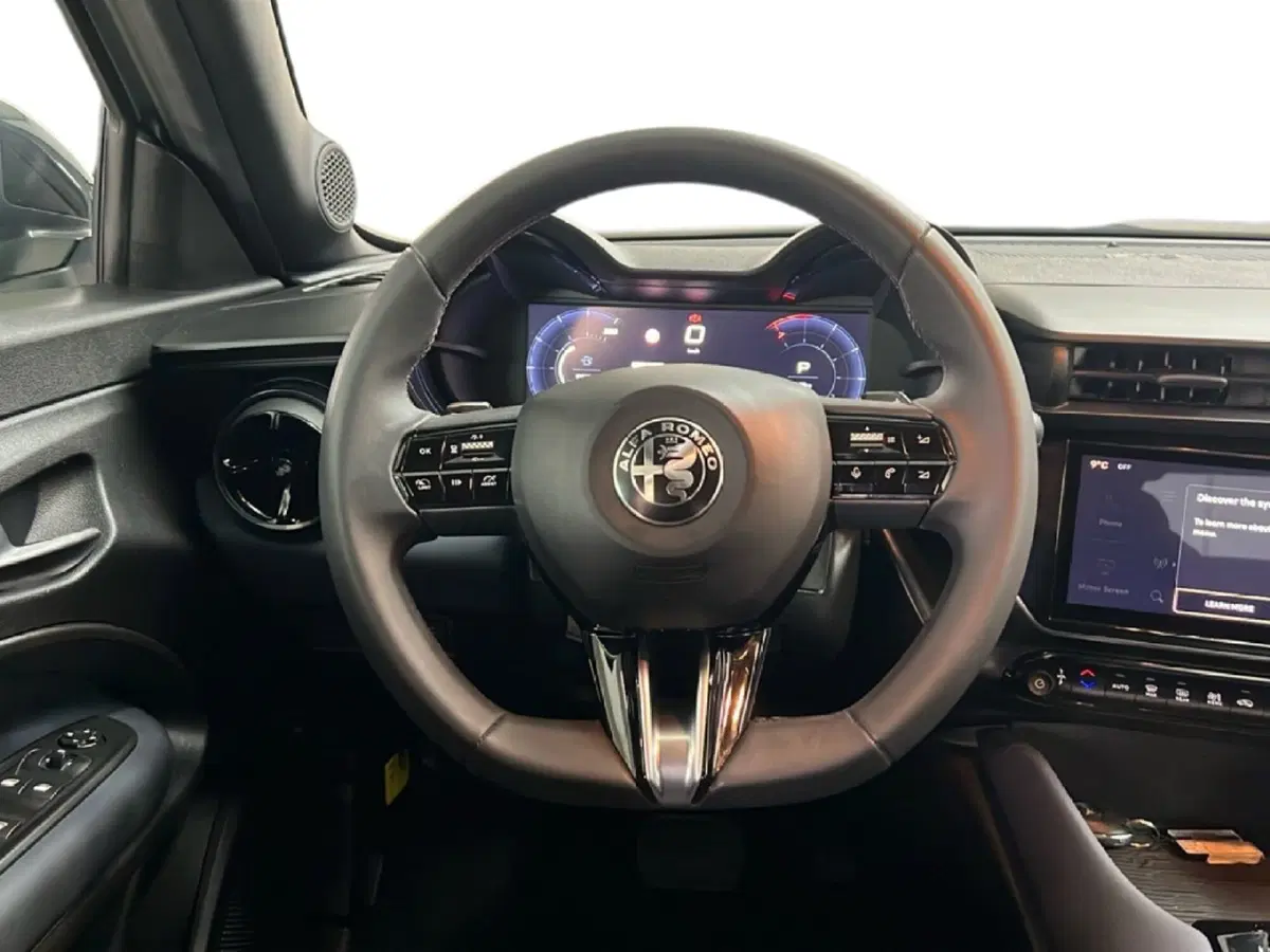 Alfa Romeo Junior usata a Roma (12)