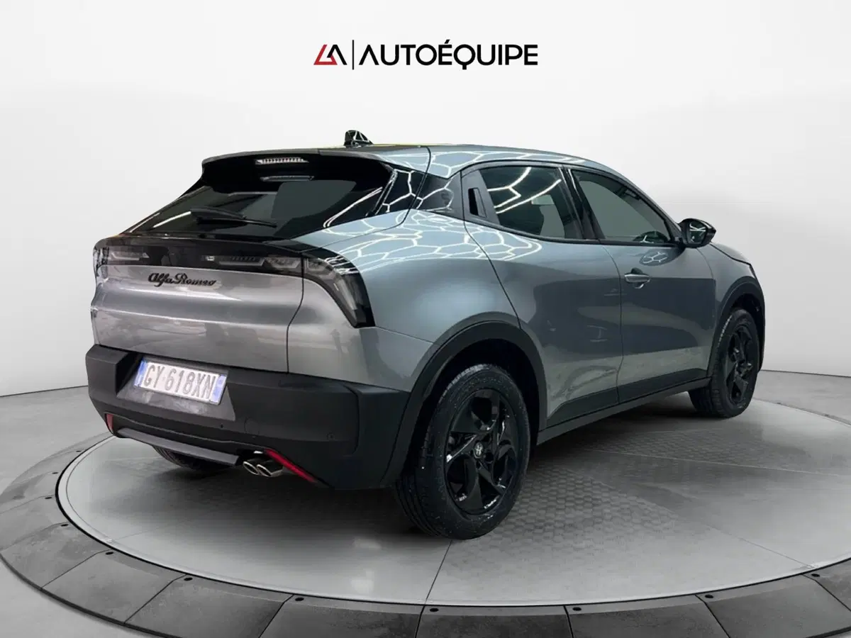 Alfa Romeo Junior usata a Roma (5)