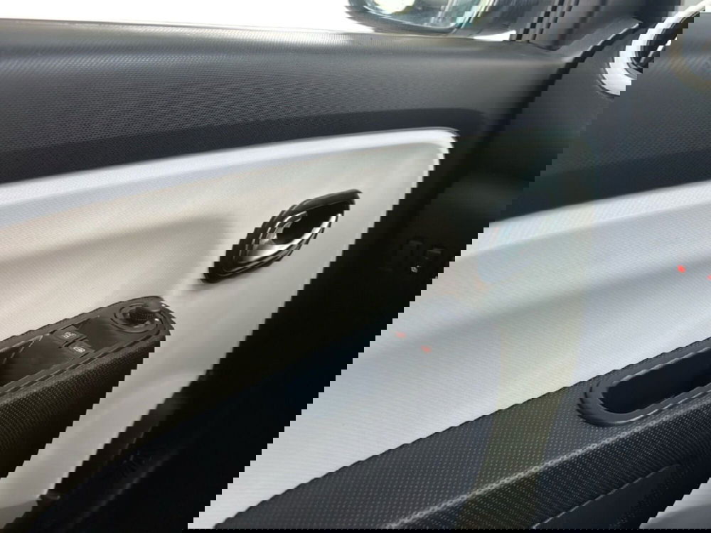 Renault Twingo usata a Roma (13)