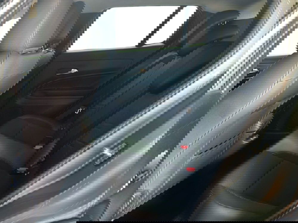 Jeep Avenger usata a Roma (11)