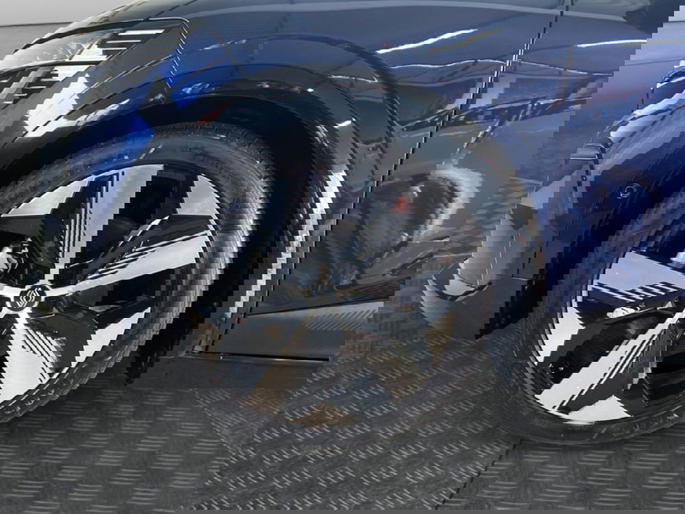 Renault Megane E-Tech Electric usata a Roma (9)