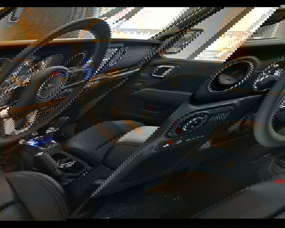 Jeep Wrangler Unlimited nuova a Imperia (5)