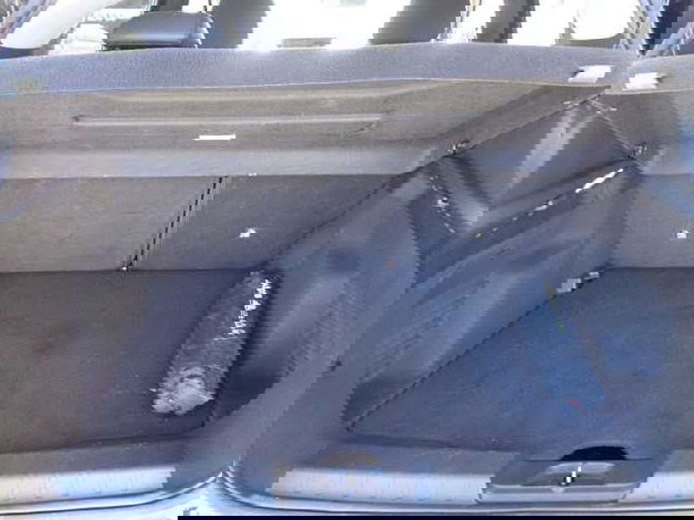 Jeep Avenger usata a Treviso (18)