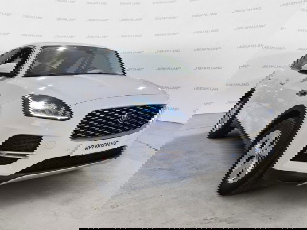 Jaguar E-Pace usata a Livorno (12)