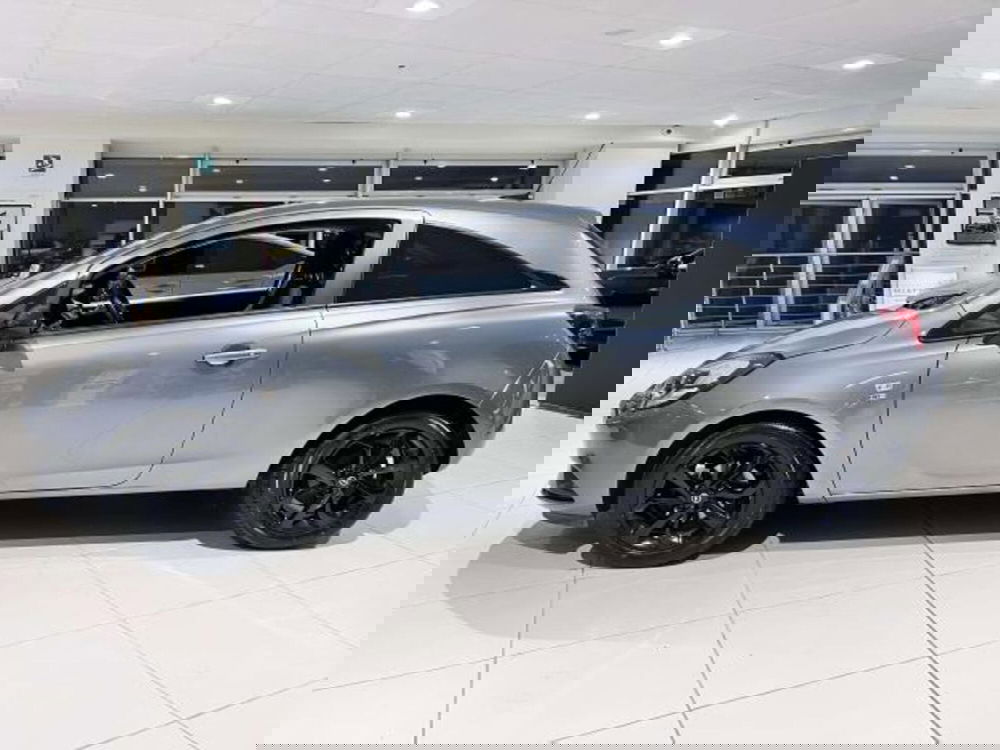 Opel Corsa Coupé usata a Savona (9)