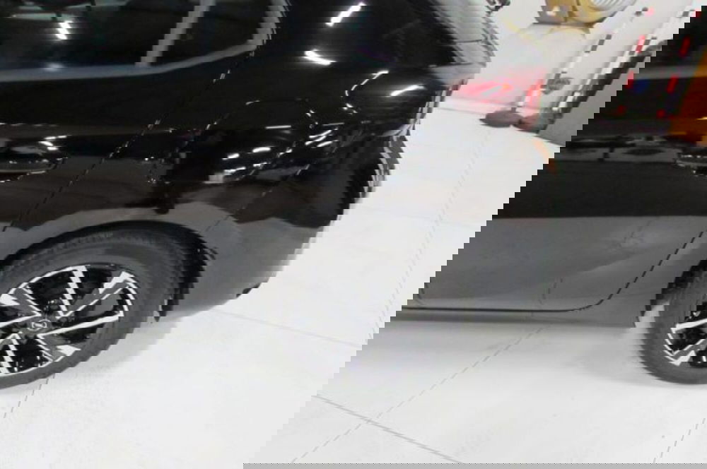 Opel Corsa nuova a Milano (4)