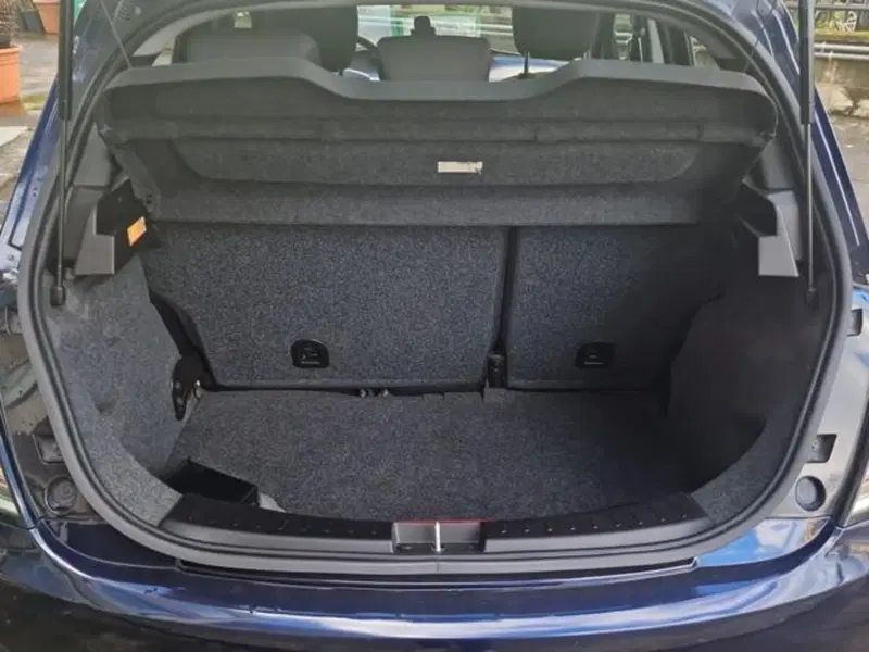 Lancia Ypsilon usata a Salerno (19)
