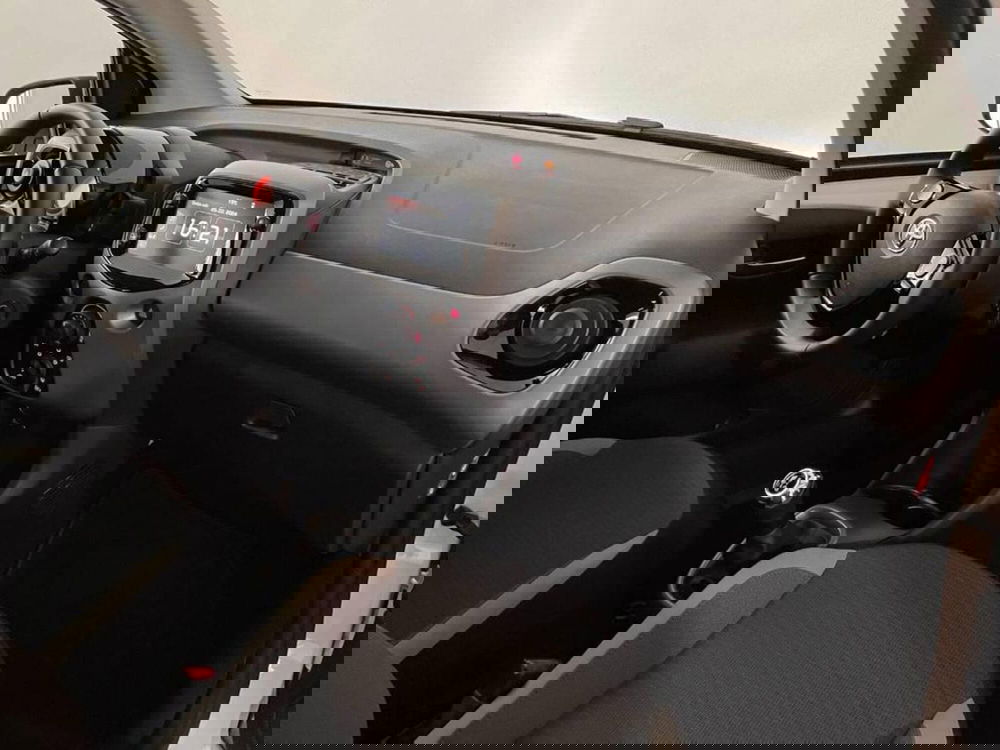 Toyota Aygo usata a Torino (11)