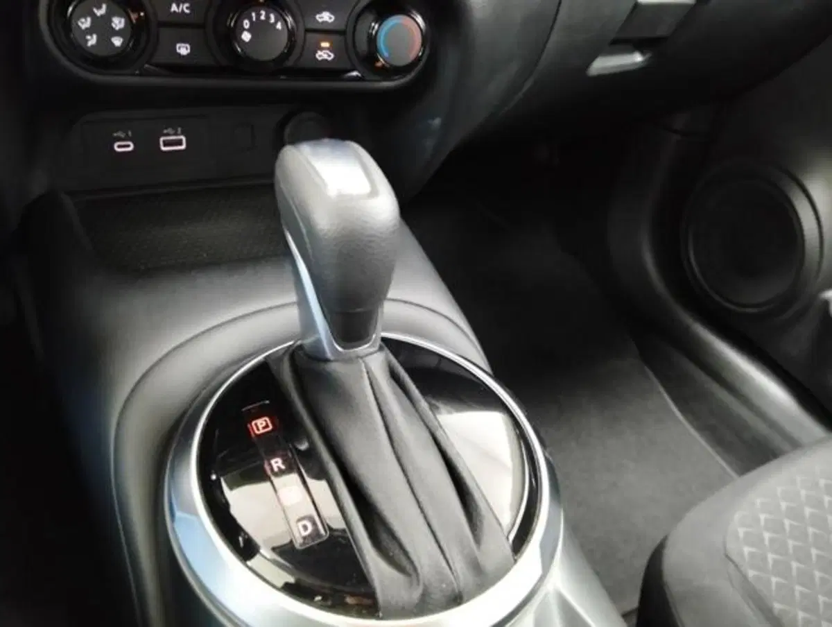Nissan Juke usata a Como (17)