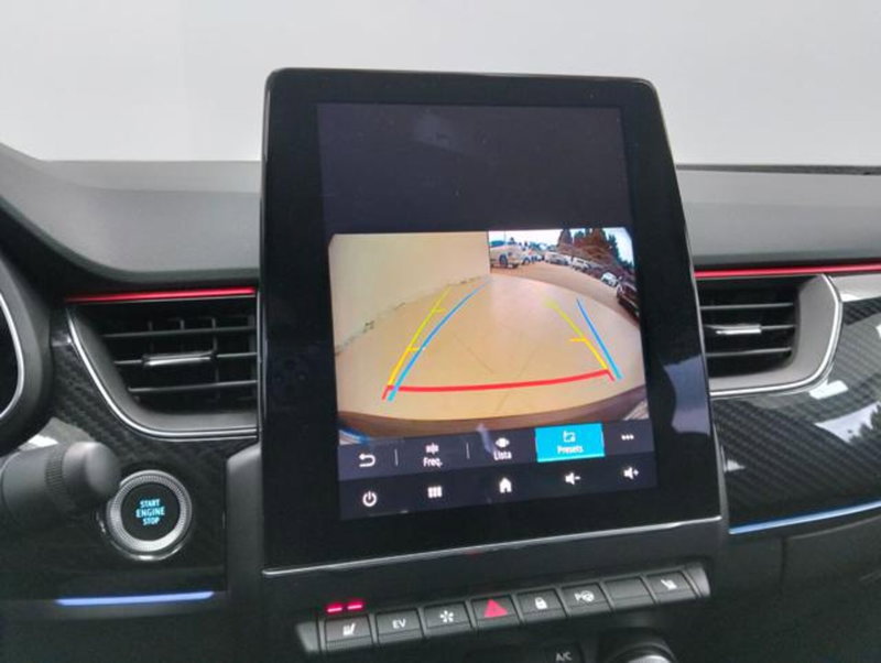 Renault Arkana usata a Como (18)