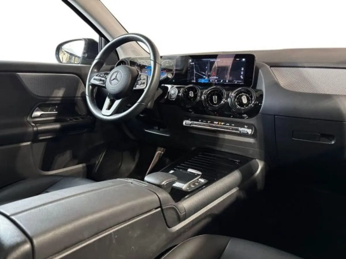 Mercedes-Benz GLA SUV usata a Bologna (15)