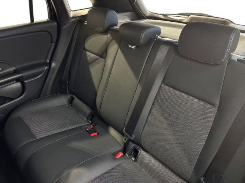 Mercedes-Benz GLA SUV usata a Bologna (16)