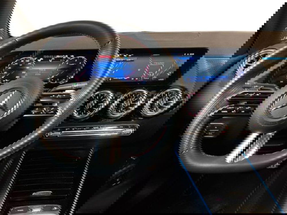 Mercedes-Benz GLA SUV usata a Bologna (11)