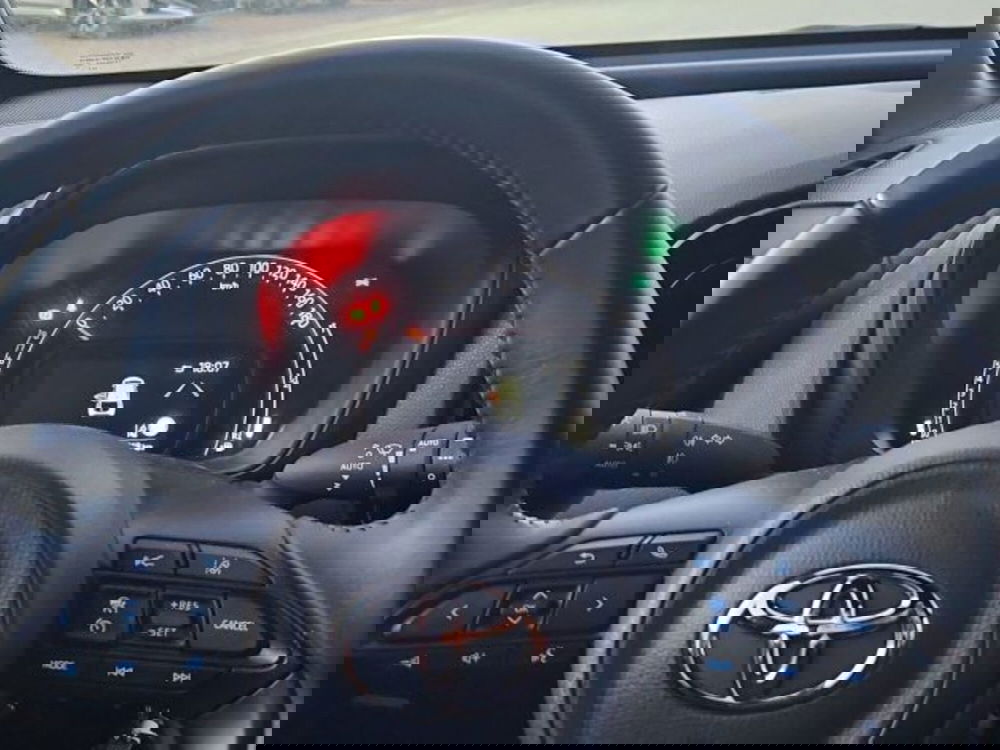 Toyota Aygo X usata a Roma (9)