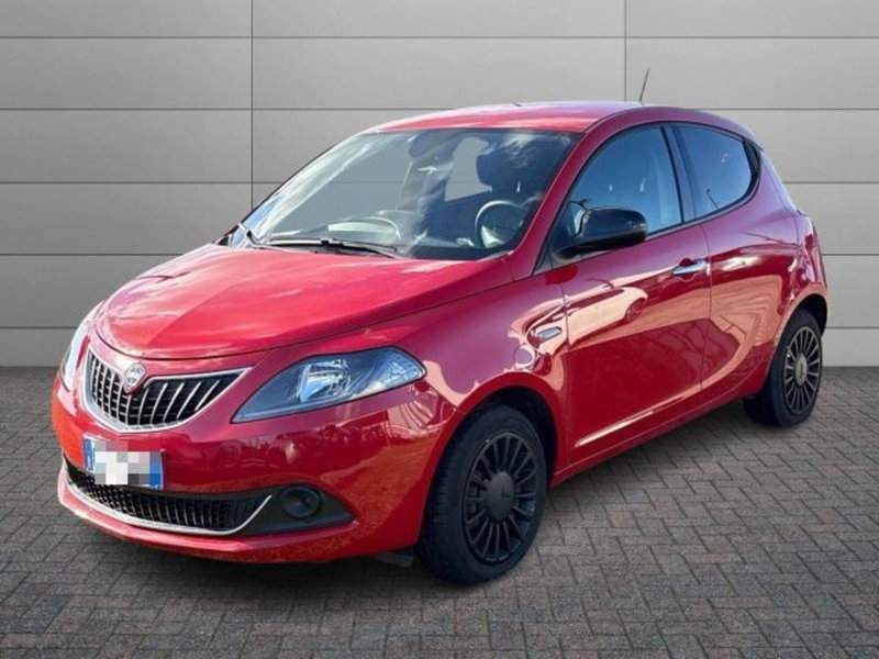 Lancia Ypsilon usata a Roma (2)