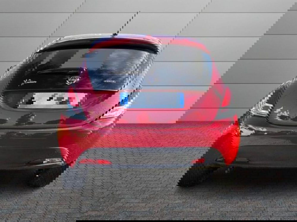 Lancia Ypsilon usata a Roma (11)