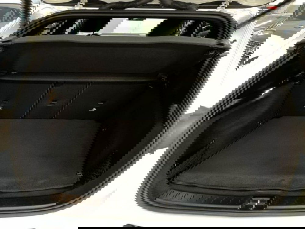 Mercedes-Benz GLA SUV usata a Verona (13)