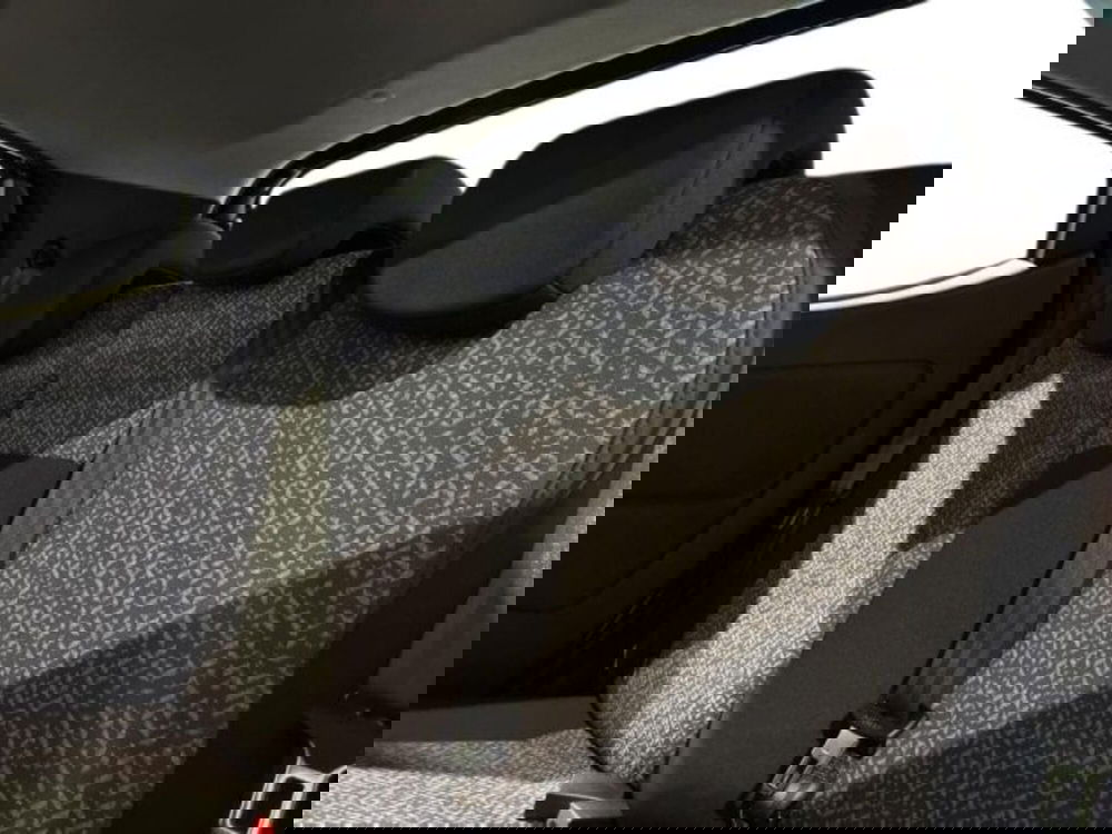 Lancia Ypsilon usata a Ancona (14)