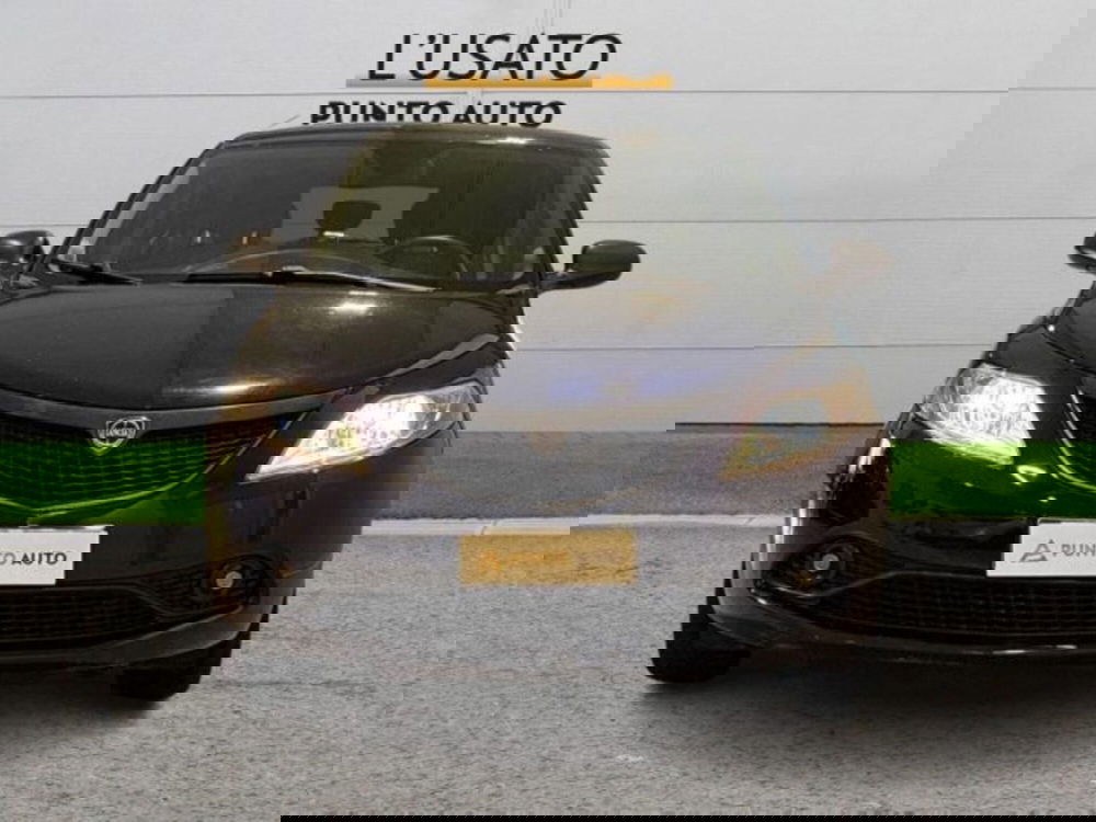 Lancia Ypsilon usata a Ancona (2)