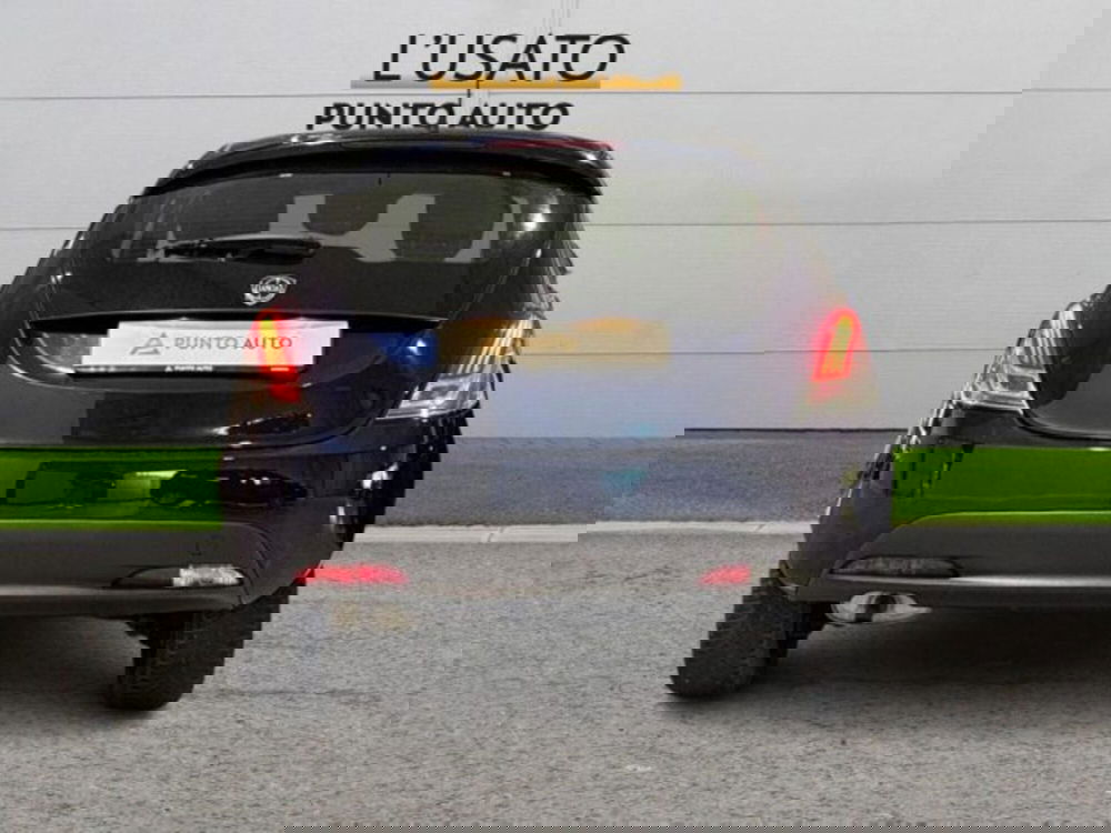 Lancia Ypsilon usata a Ancona (6)