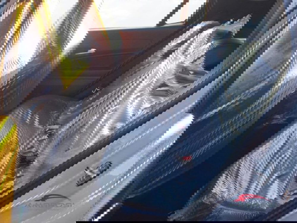 Jeep Avenger nuova a Perugia (11)