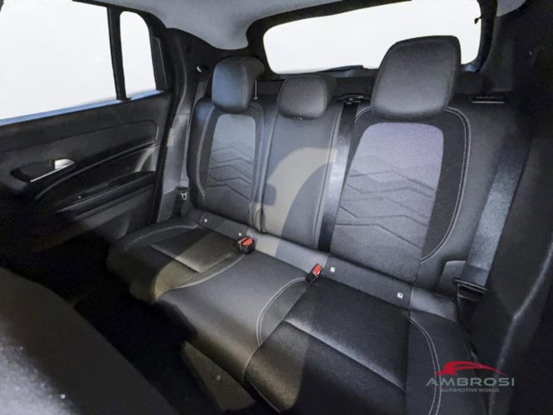 Jeep Avenger nuova a Perugia (11)