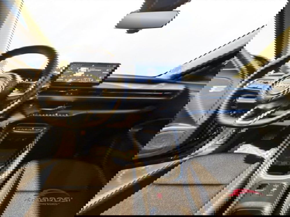 Jeep Avenger nuova a Perugia (15)