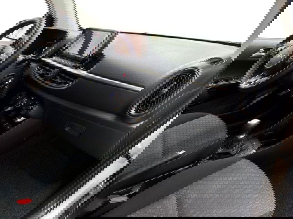 Kia Picanto nuova a Catania (9)