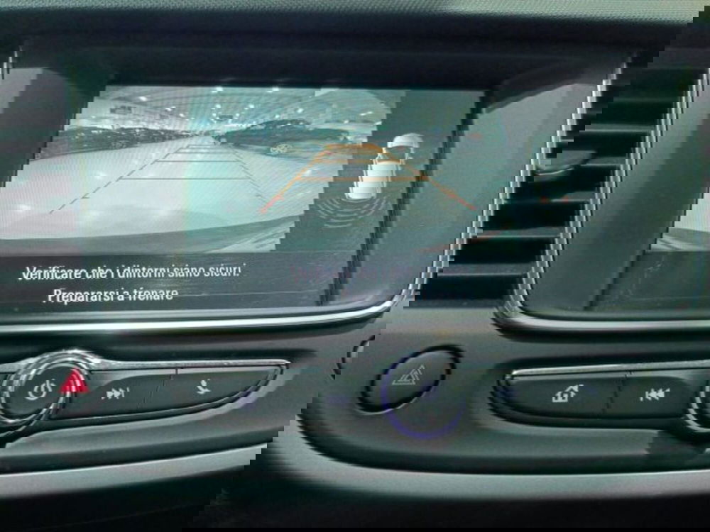 Opel Crossland usata a Catania (16)