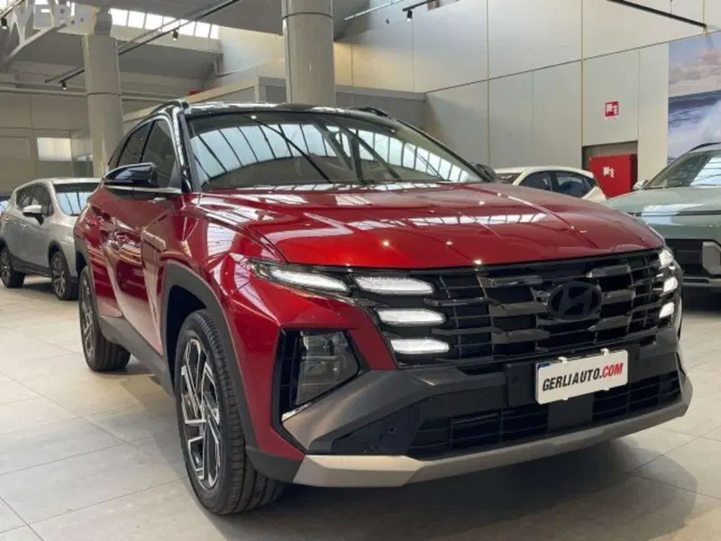 Hyundai Tucson nuova a Milano (6)
